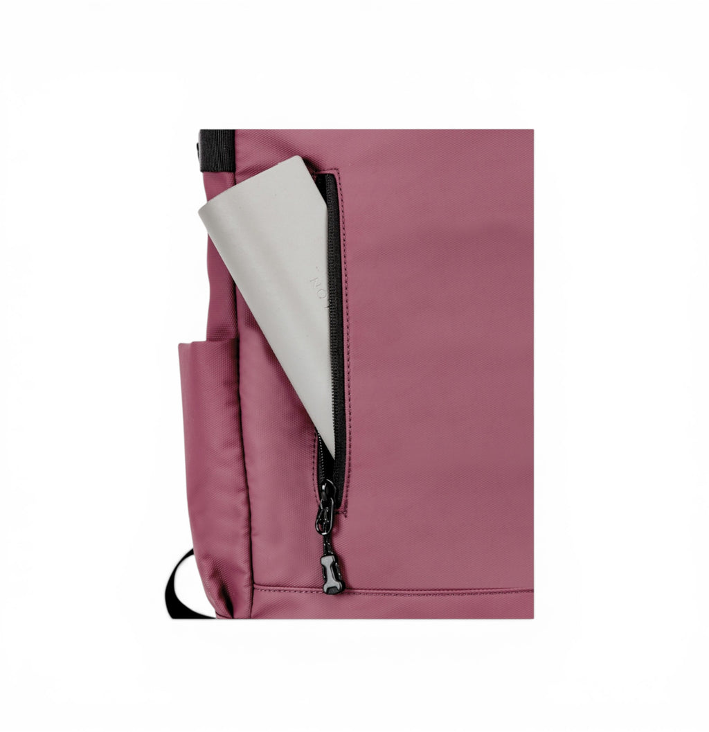 Sac à dos pratique pour ordinateur portable 15 pouces, idéal pour travail et voyage.