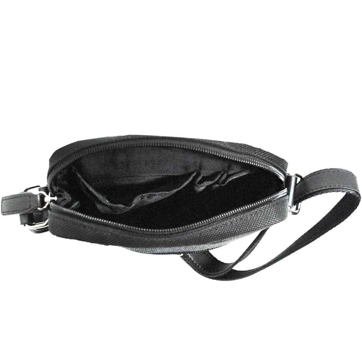 Petite sacoche à bandoulière pour homme. Petite sacoche à bandoulière pour homme