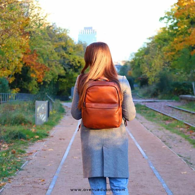 sac à dos en cuir ordinateur portable katana marron